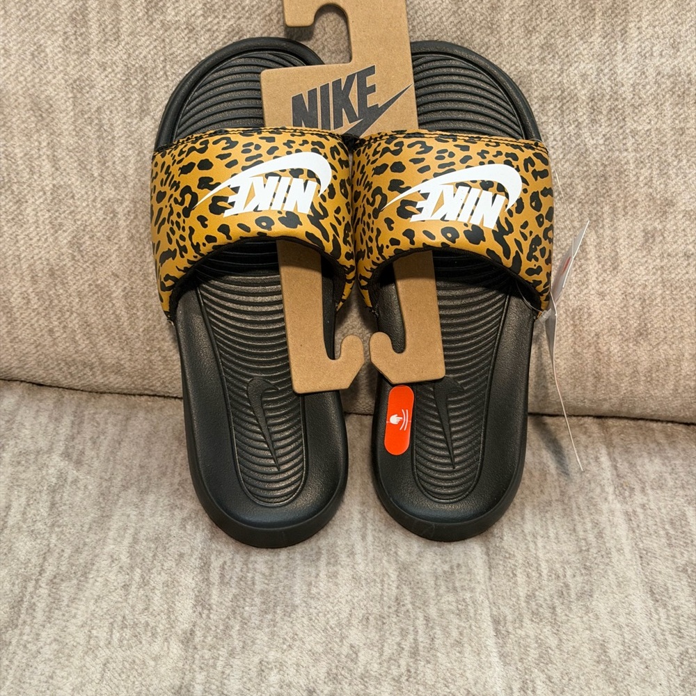 Nike Victori One Slides